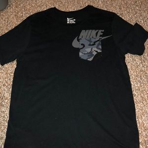 Nike camo pocket tee